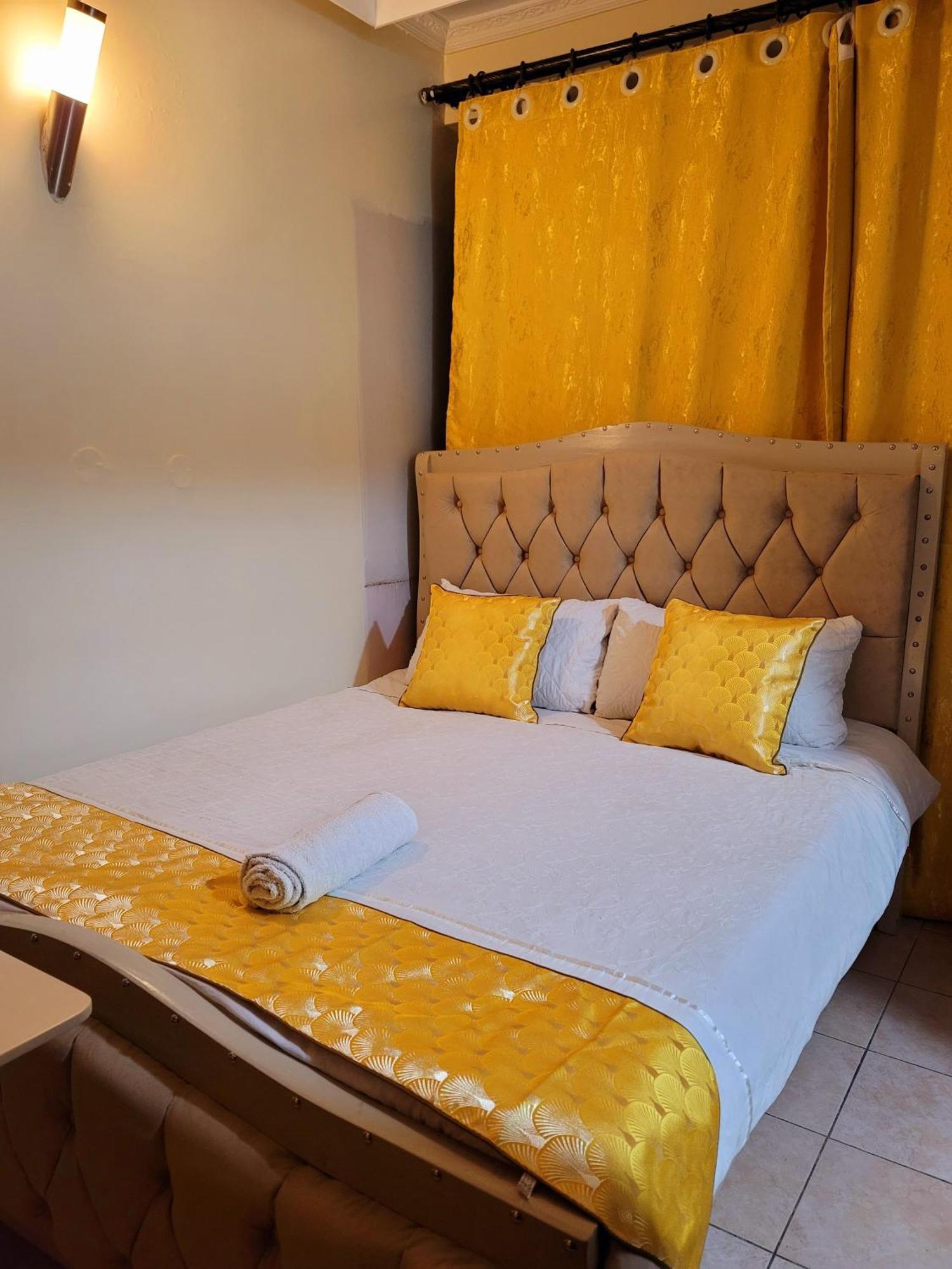 Sunrise Blue Moon B&B Nairobi Eksteriør billede