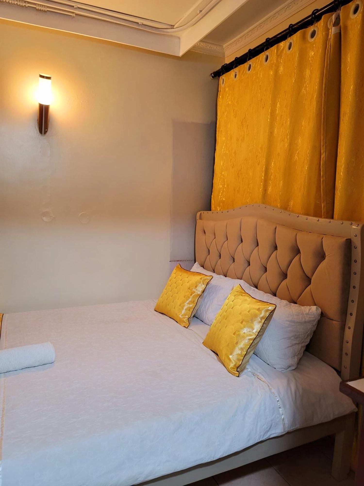 Sunrise Blue Moon B&B Nairobi Eksteriør billede