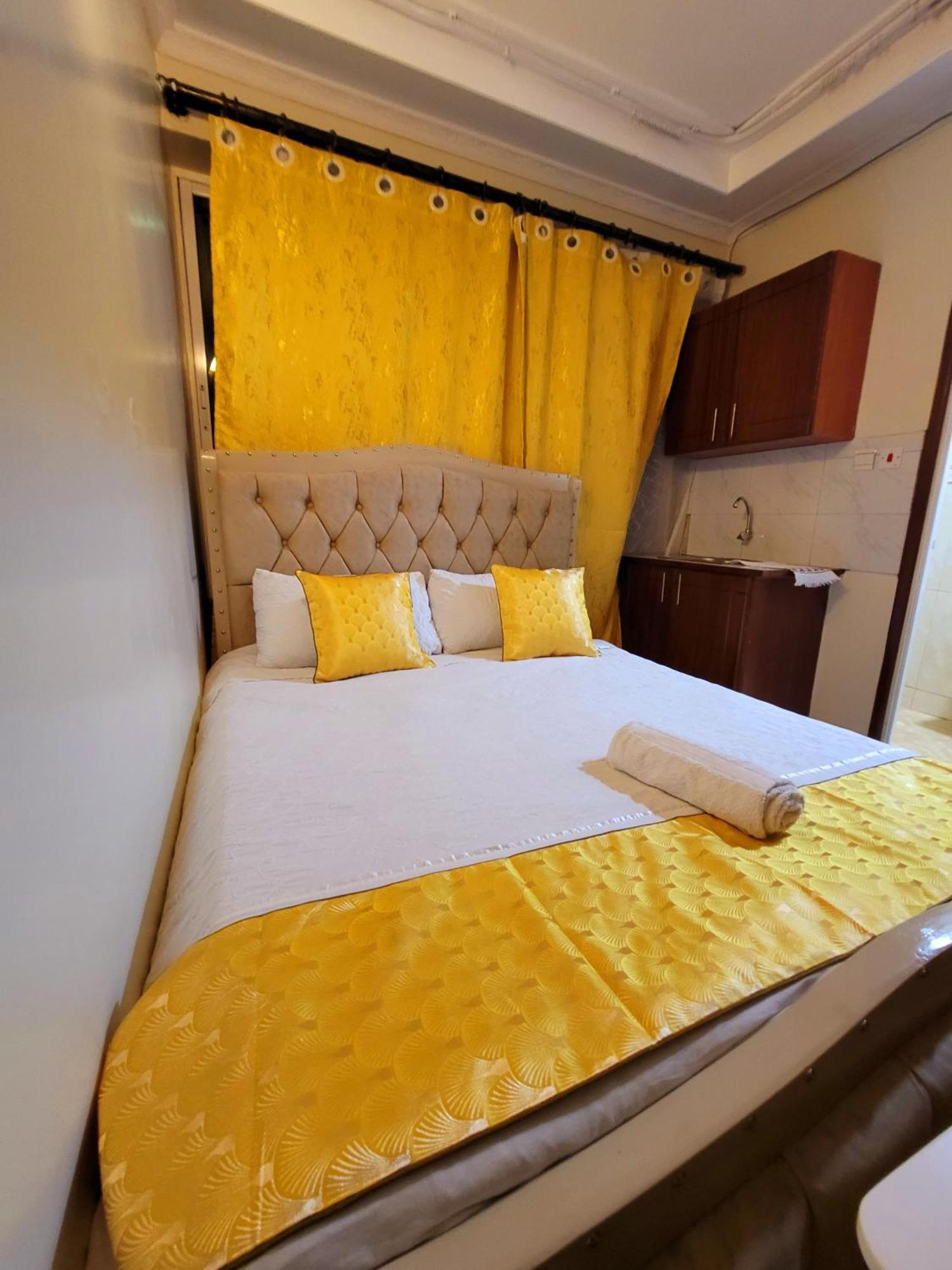 Sunrise Blue Moon B&B Nairobi Eksteriør billede